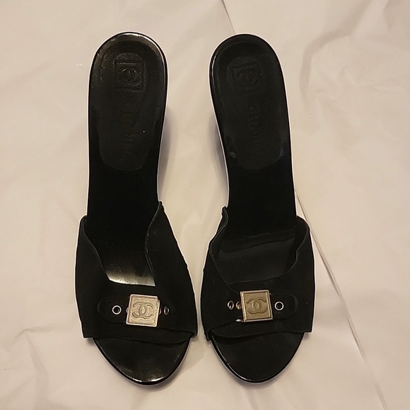 EUC Chanel Clogs Nubuck Leather Silver Hardware Studs - Picture 2 of 11